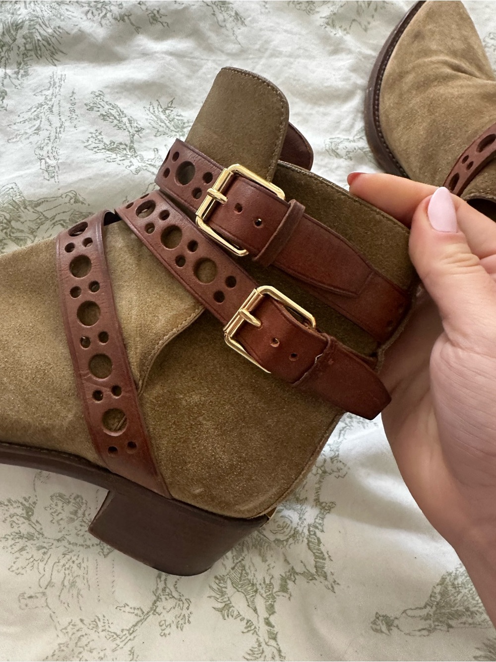 Vintage Burberry Vaughan Suede Boots - Picture 6 of 9